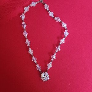 Vintage Elegant Crystal Necklace with Silver Accents
